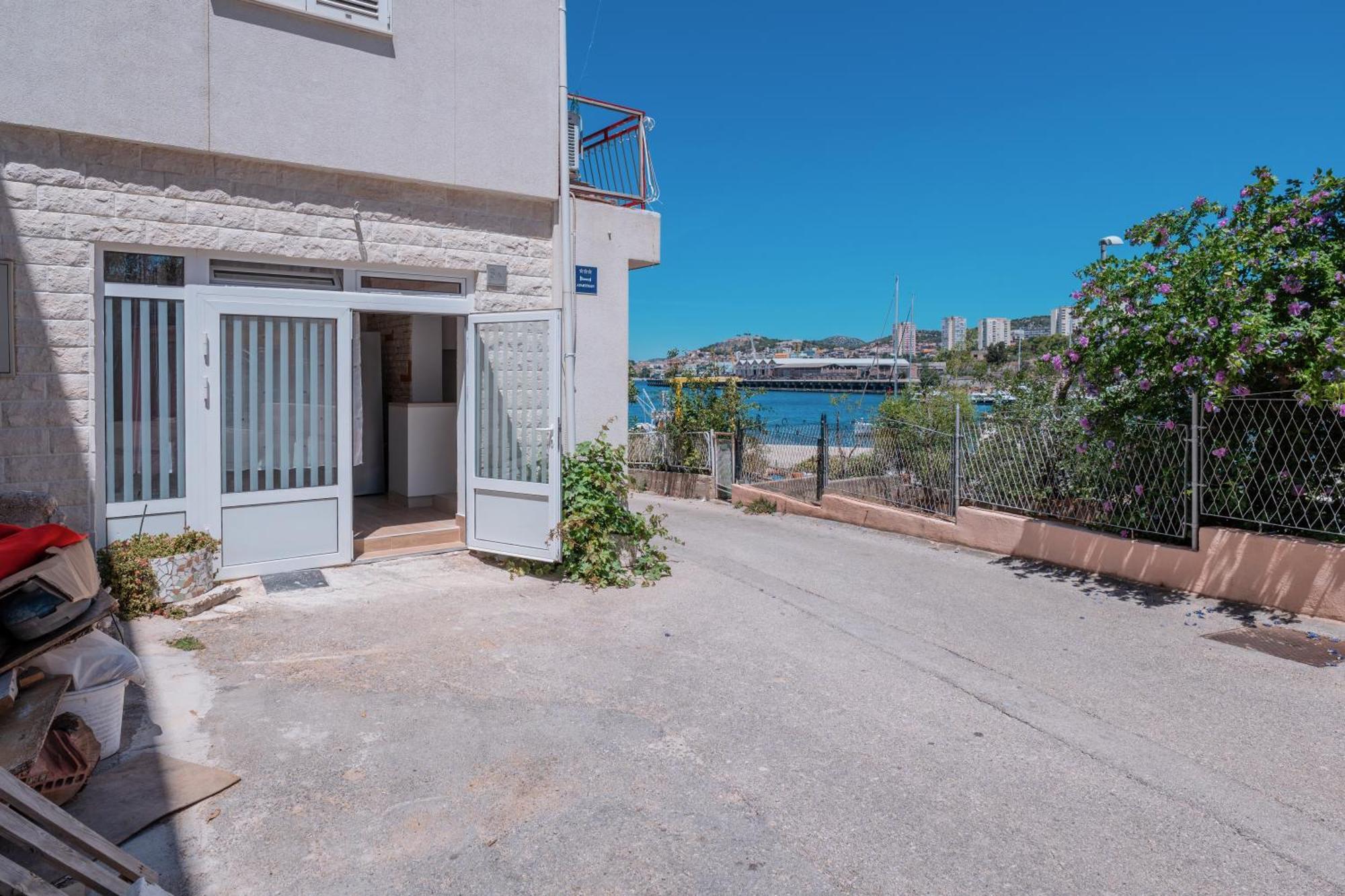 Apartments Ema Šibenik Exteriör bild